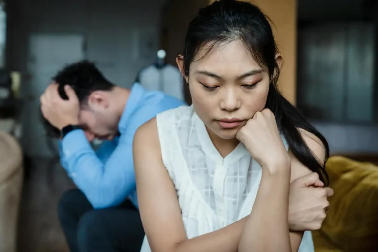 Dispute couple tous les jours : ce que ça veut dire et comment en sortir