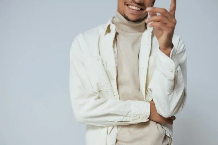Surchemise homme : repères techniques, matières et associations clés