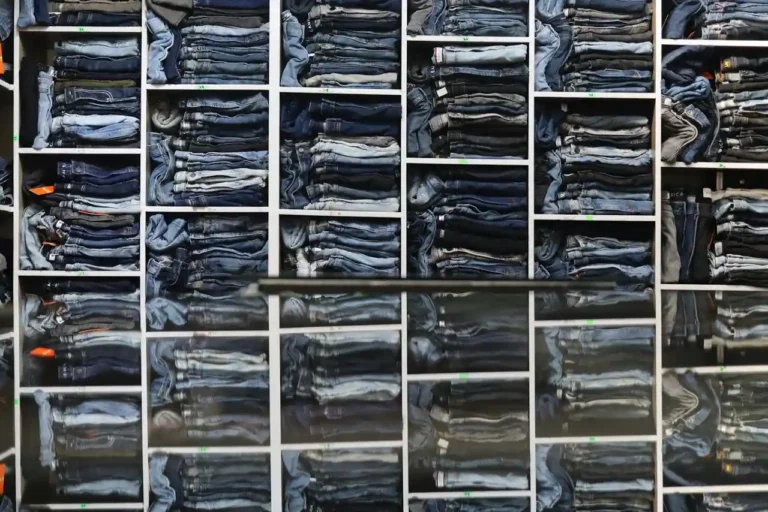 Vêtements homme : composer un vestiaire qui dure