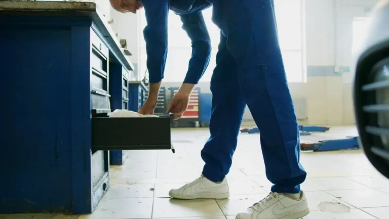 Bien choisir ses vêtements de travail