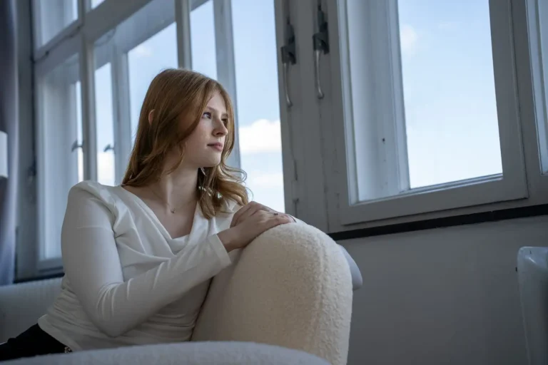 Estime de soi : la définition que la psychologie donne vraiment