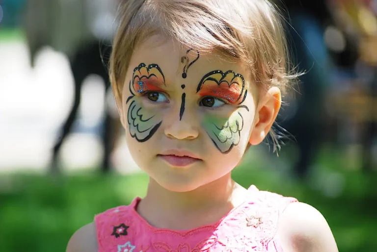 Maquillage de princesse : le guide simple et sûr, étape par étape