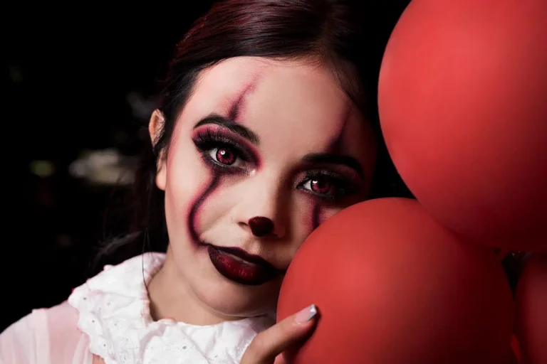 Maquillage qui fait peur : réussir un look vraiment effrayant