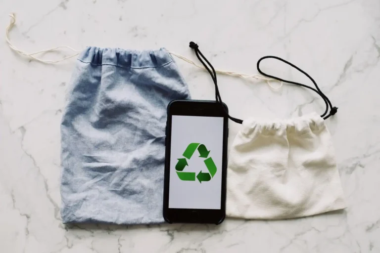 Où jeter ses vêtements abîmés sans les mettre à la poubelle