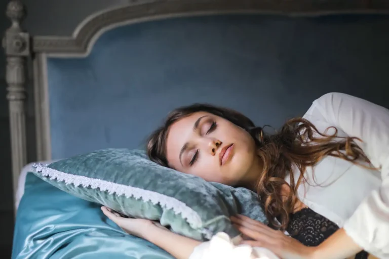 Crise de couple et chambre à part : comment lire la situation