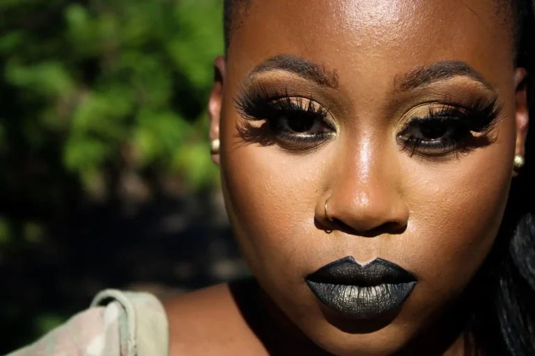 Maquillage gothique : trois styles et la méthode pour chacun